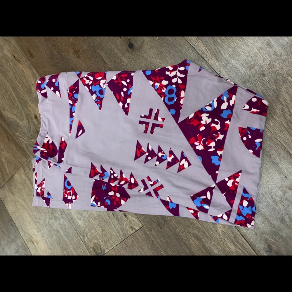 LuLaroe leggings NWOT Size TC